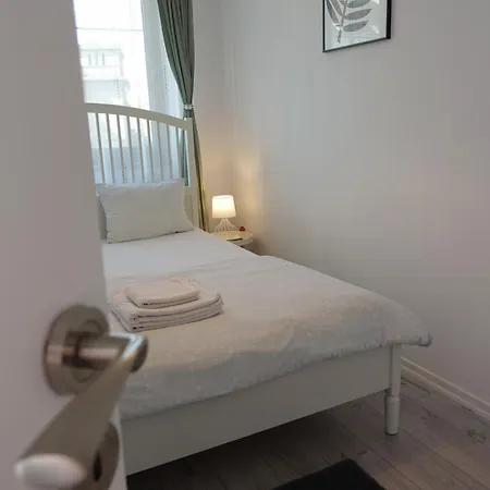 Balcescu Self Check-in Apartment *